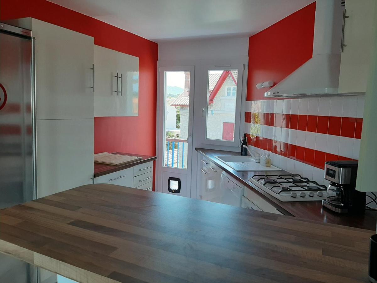 Ciboure : T4 Spacieux Avec Balcon Et Veranda, Proche Golf - Fr-1-239-554 Exterior photo
